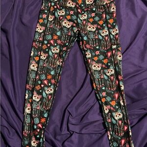 EUC CVG Spookitty FL legging M